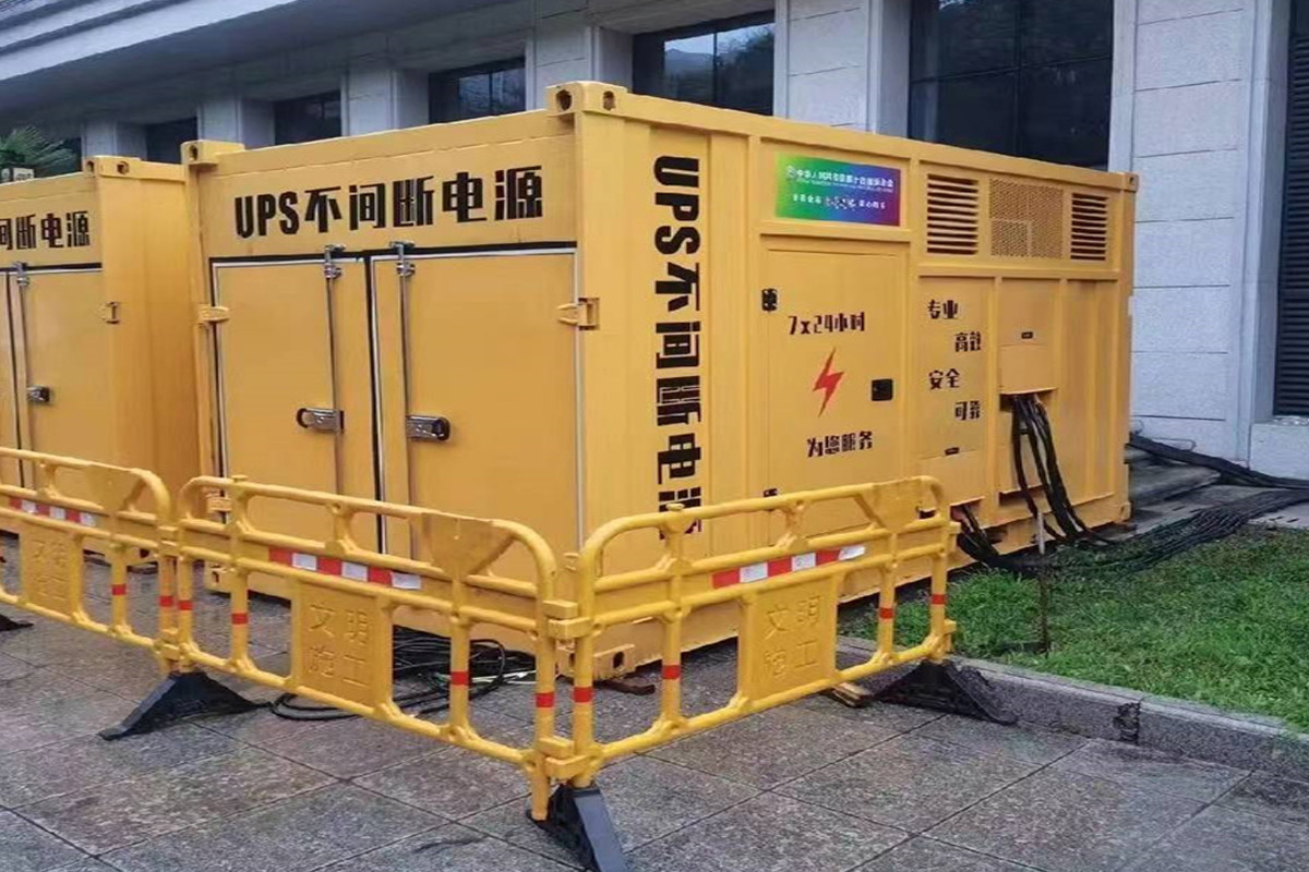 大兴安岭发电机租赁施工现场